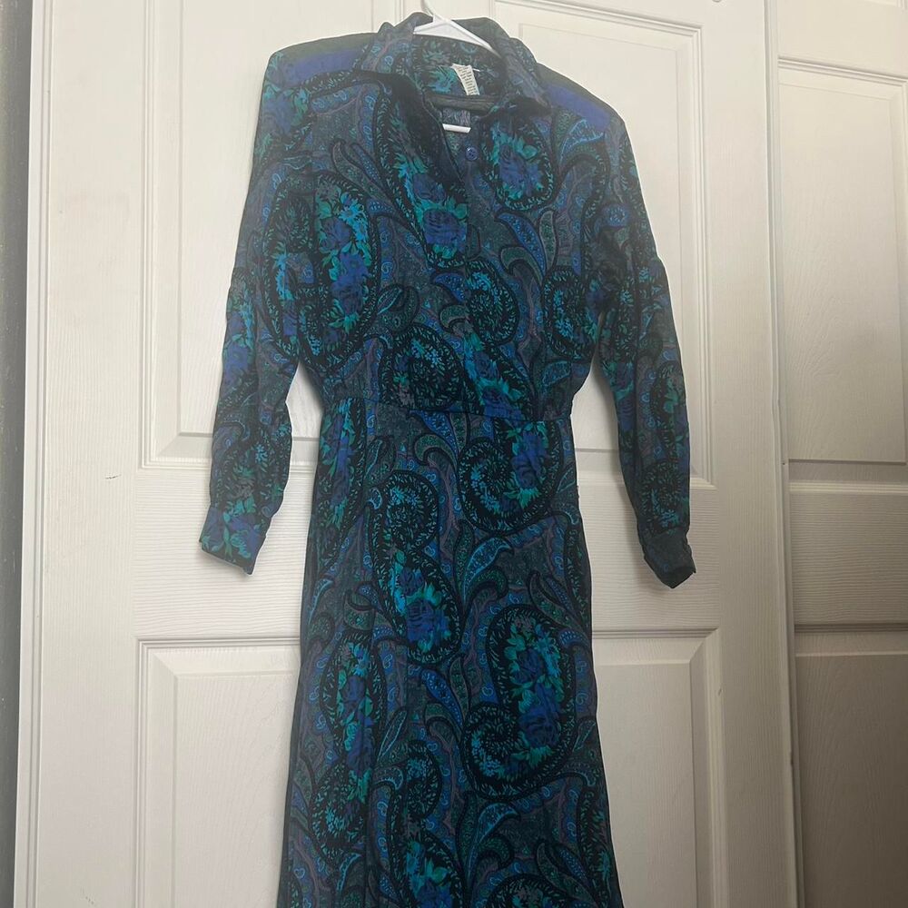 Vintage Women's Dress with padded suede shoulders